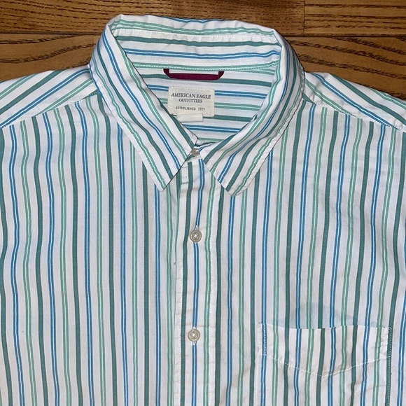 🦅 American Eagle Green Striped Button Down, Medium - Picture 3 of 3